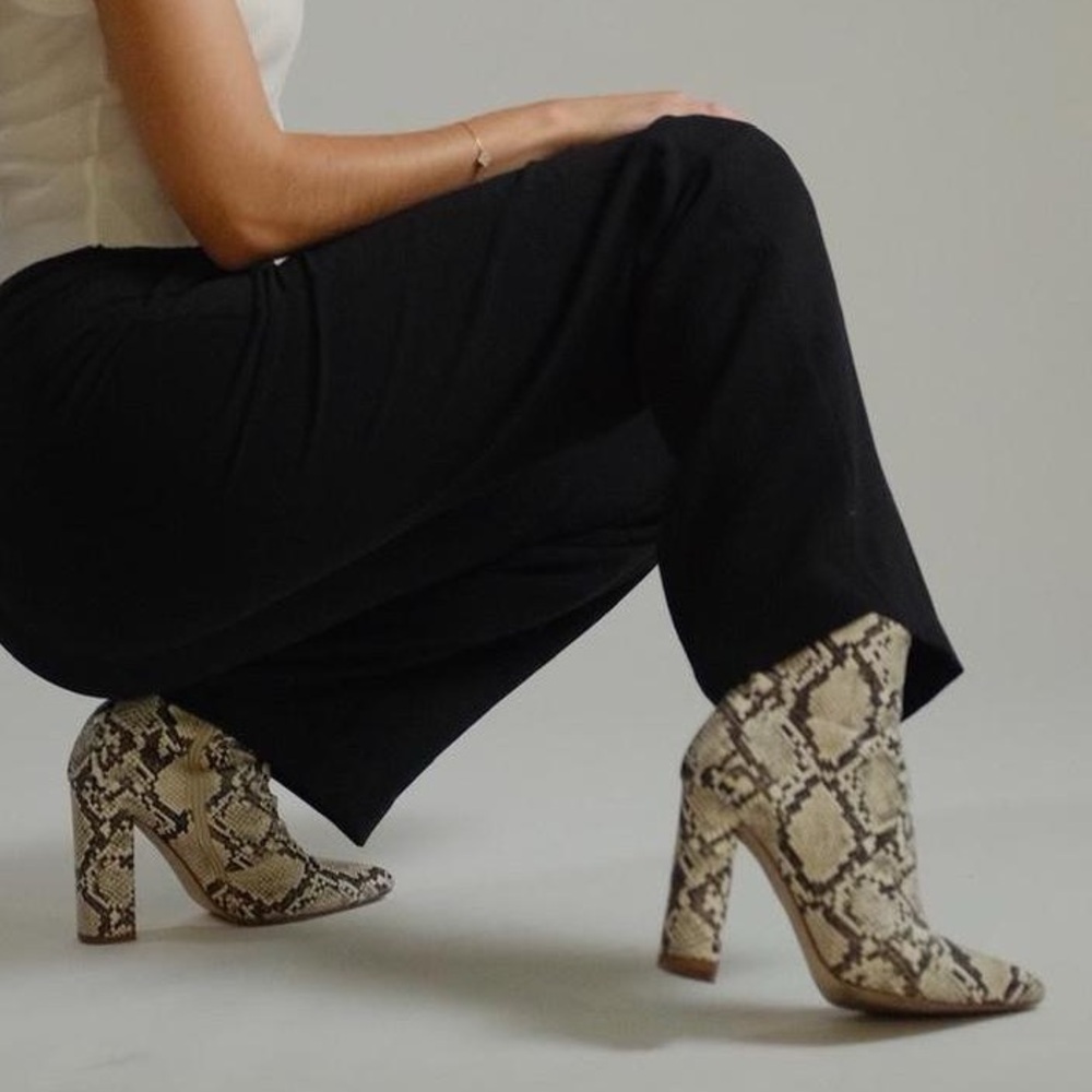 Steve Madden Brown Multi Snakeskin Ankle Pointed Toe Boots size 6